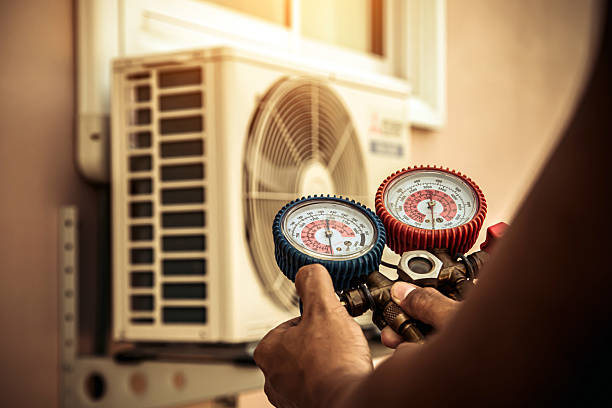 Professional Air Conditioning Service technician working in Kingsland, TX